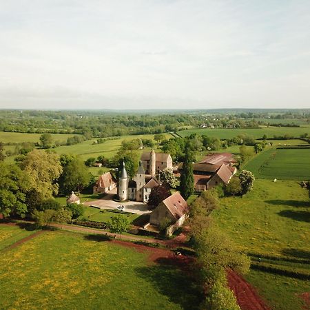 Chateau De Clusors Saint-Menoux Exteriér fotografie